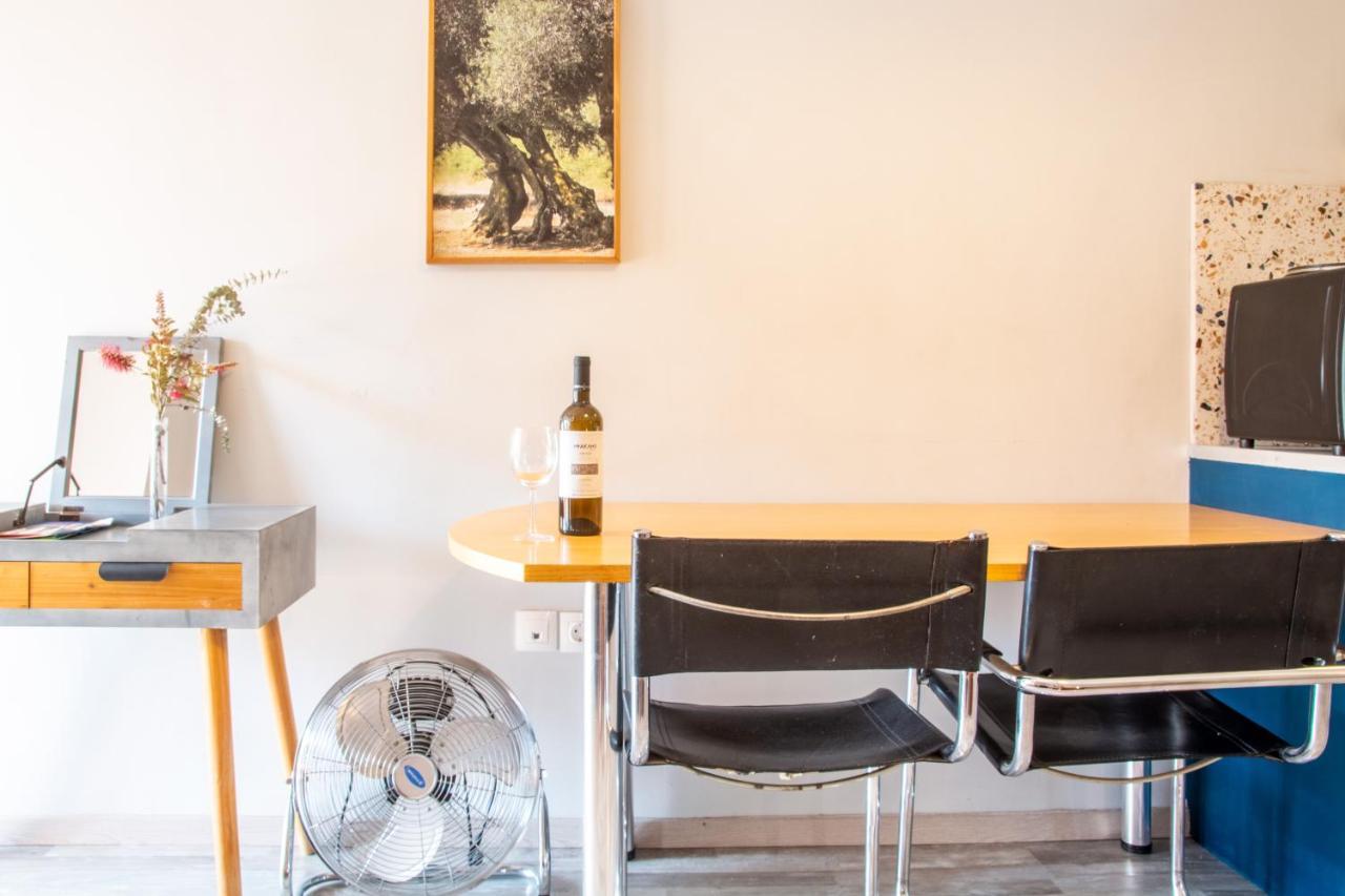 אתונה Ermou 18 Mosaics Boutique Apartment מראה חיצוני תמונה