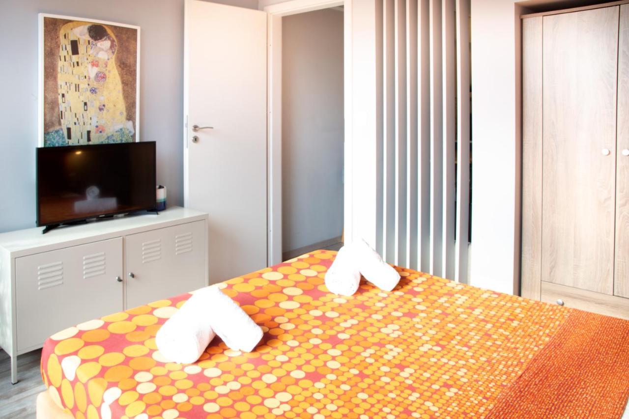 אתונה Ermou 18 Mosaics Boutique Apartment מראה חיצוני תמונה