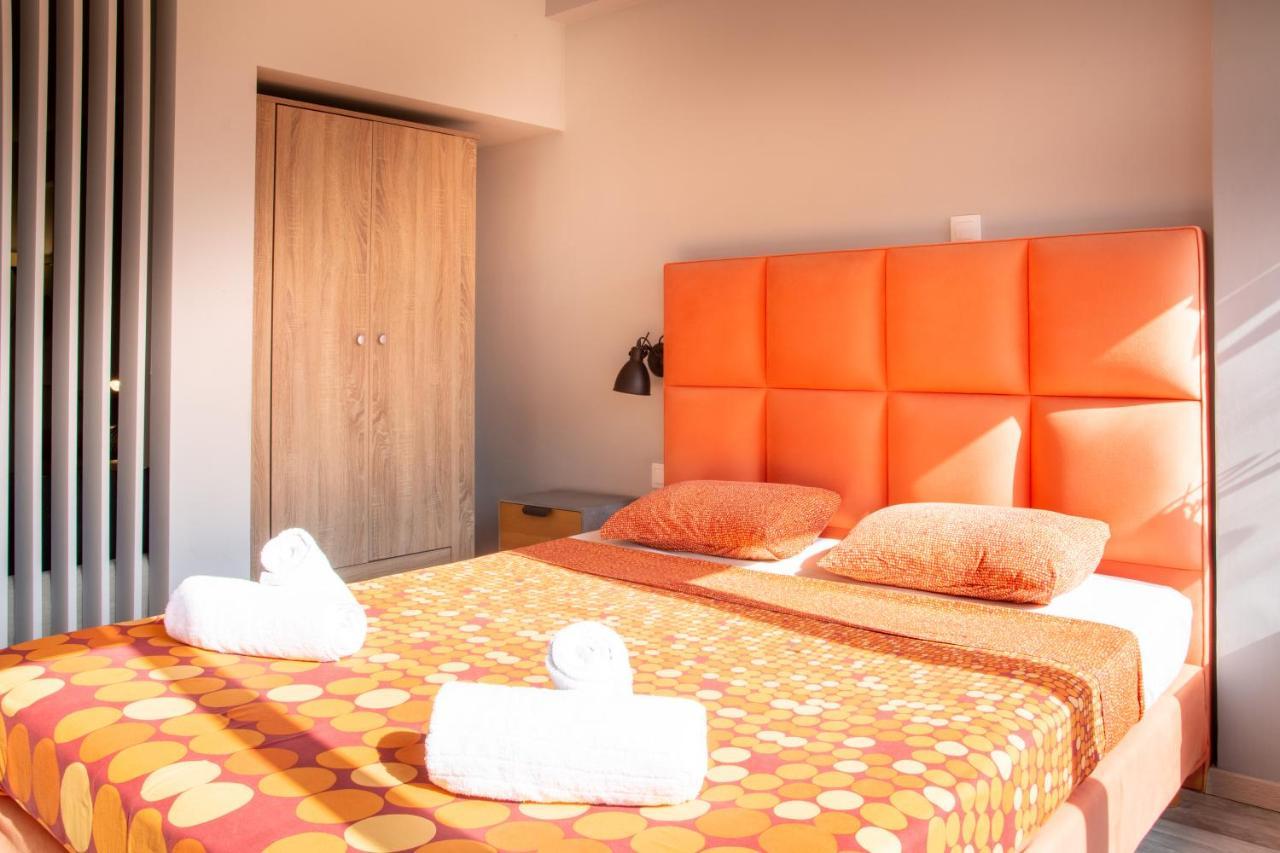 אתונה Ermou 18 Mosaics Boutique Apartment מראה חיצוני תמונה